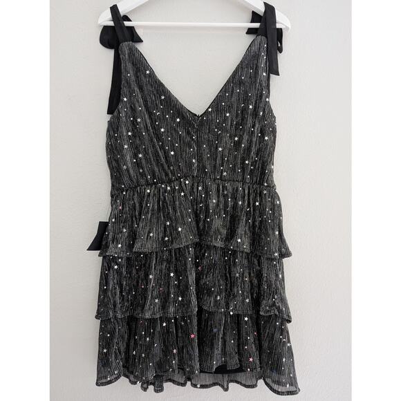 Lulus Maddisun Black and Silver Metallic Star Tiered Ruffle Mini Dress Size L - Picture 4 of 8
